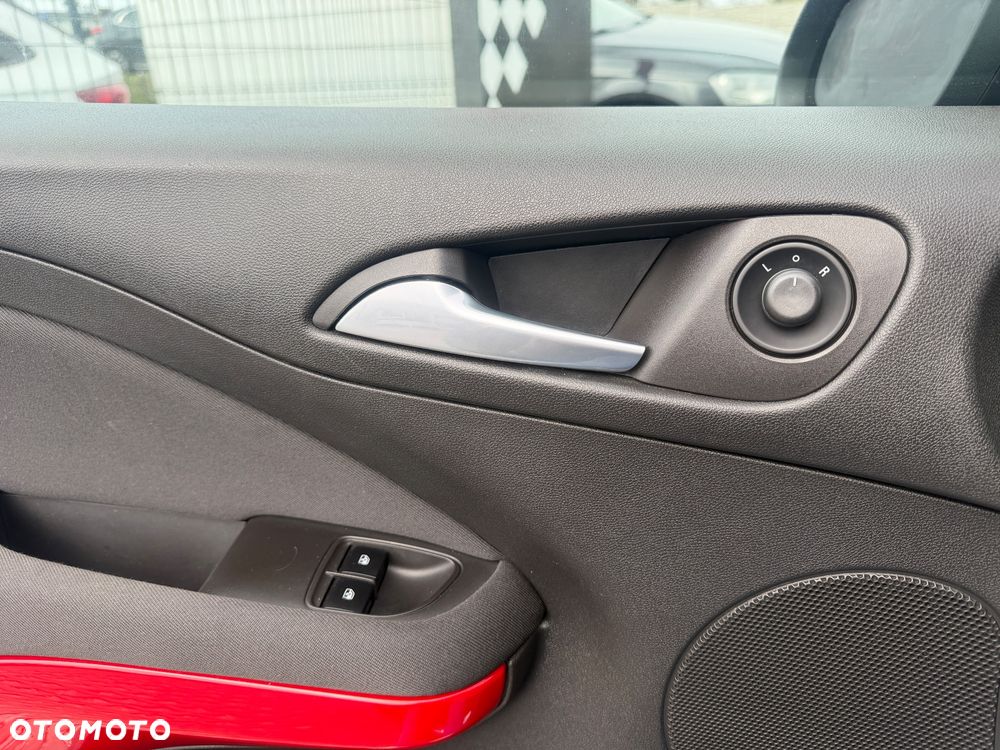 Opel Adam 1.4 Black Link - 30