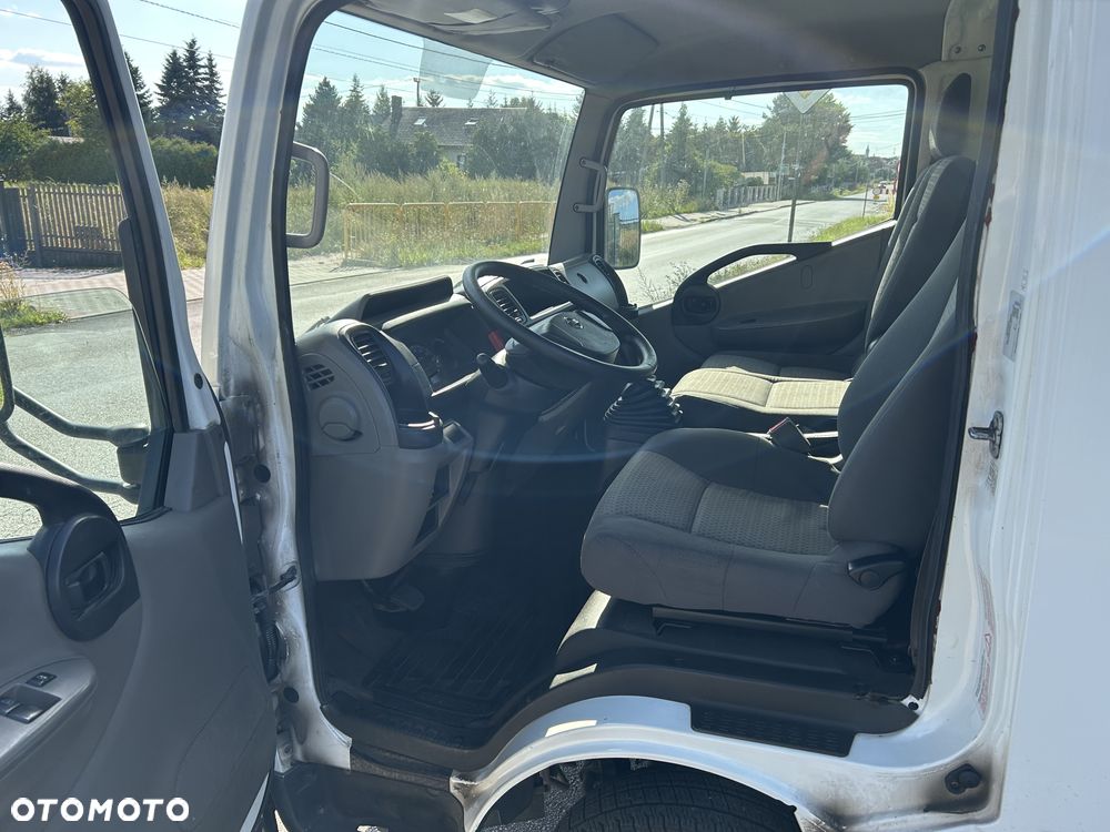 Nissan CABSTAR - 9