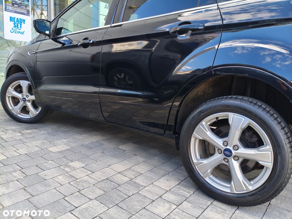 Ford Kuga 2.0 TDCi AWD Titanium - 40