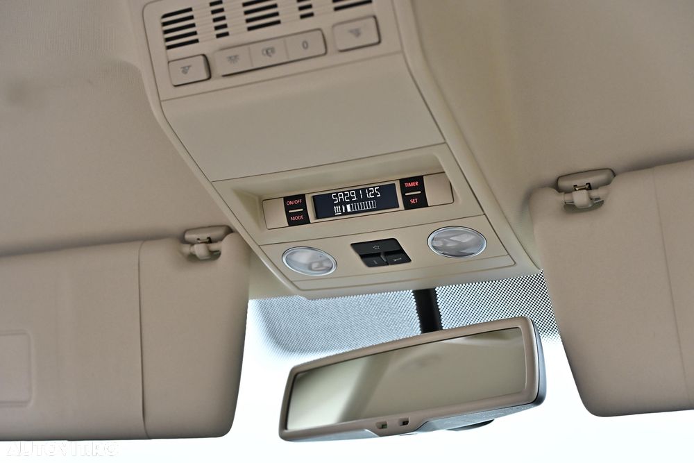 Volkswagen Multivan - 23