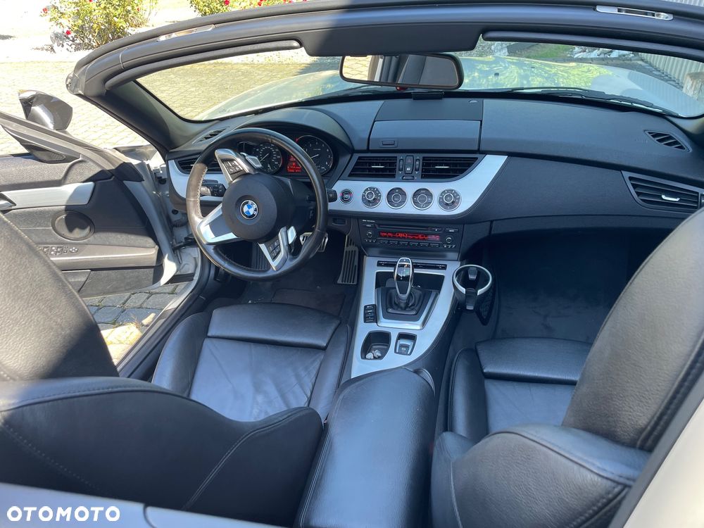 BMW Z4 sDrive35i - 9