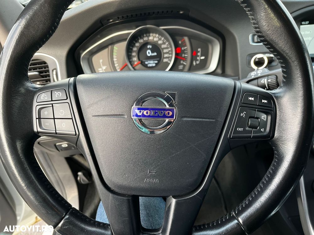 Volvo V60 D2 Geartronic Momentum - 14