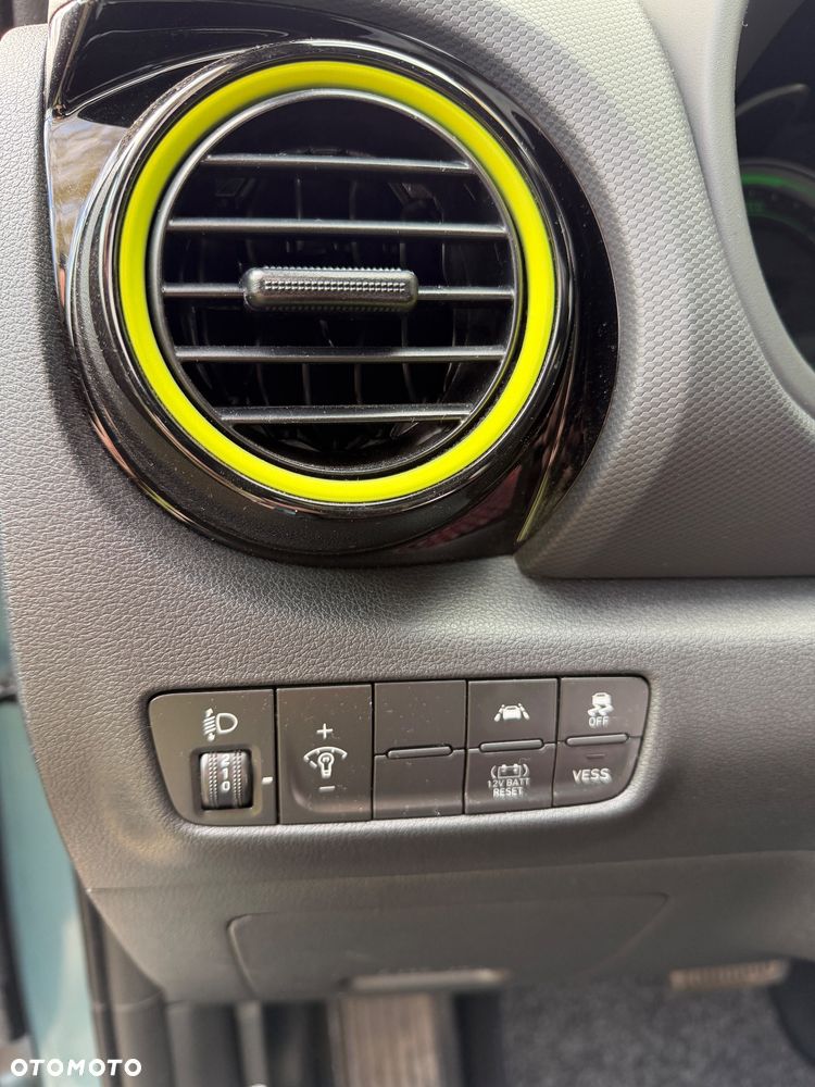 Hyundai Kona 1.6 GDI Hybrid Style DCT - 12