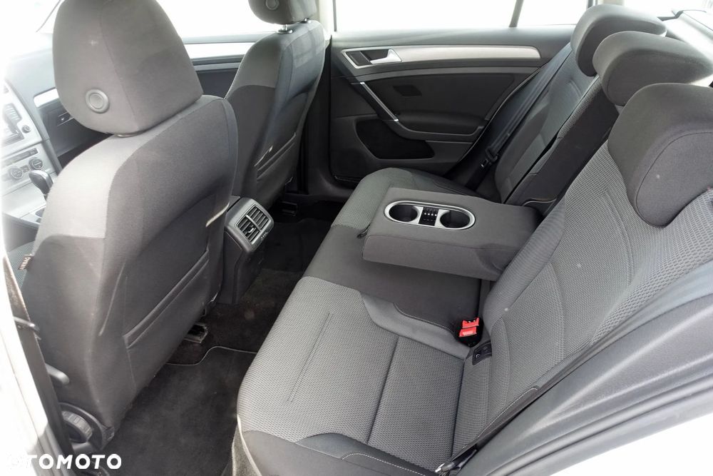 Volkswagen Golf Variant 2.0 TDI (BlueMotion Technology) DSG Comfortline - 14