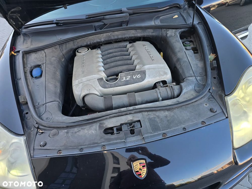 Porsche Cayenne Tiptronic S - 15