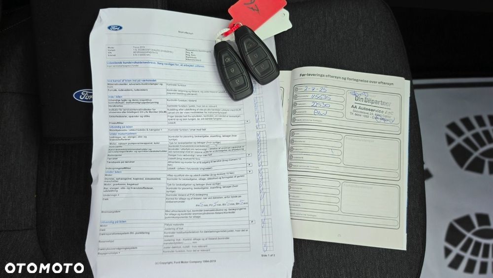 Ford Focus - 26