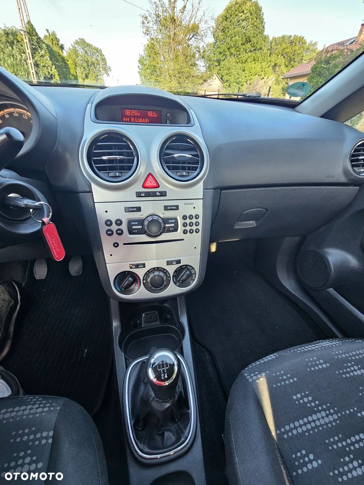 Opel Corsa - 13