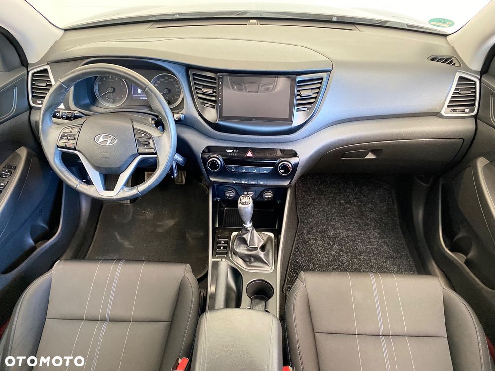 Hyundai Tucson blue 1.6 GDi 2WD Navi - 11