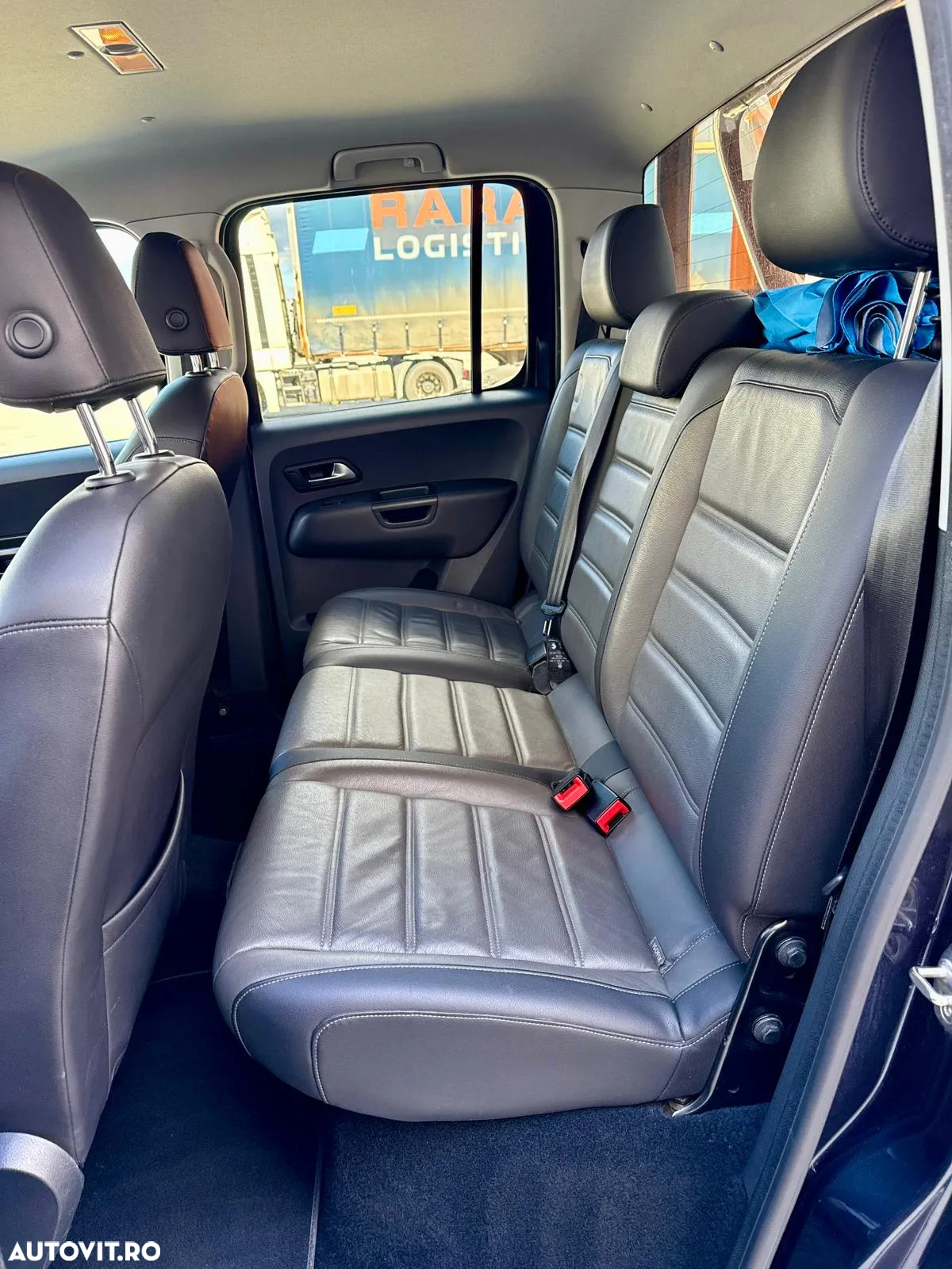 Volkswagen Amarok 3.0 TDI V6 4M Highline Aut. - 9