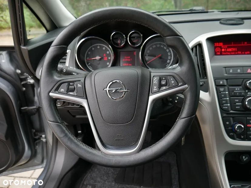 Opel Astra 1.4 Turbo Design Edition - 11