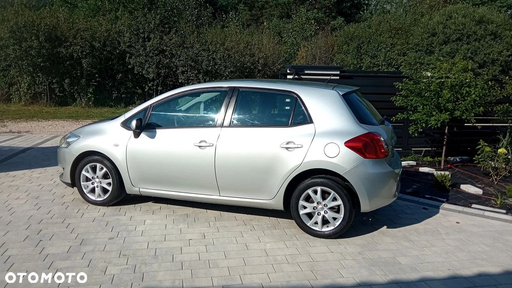 Toyota Auris 1.4 D-4D Luna - 5