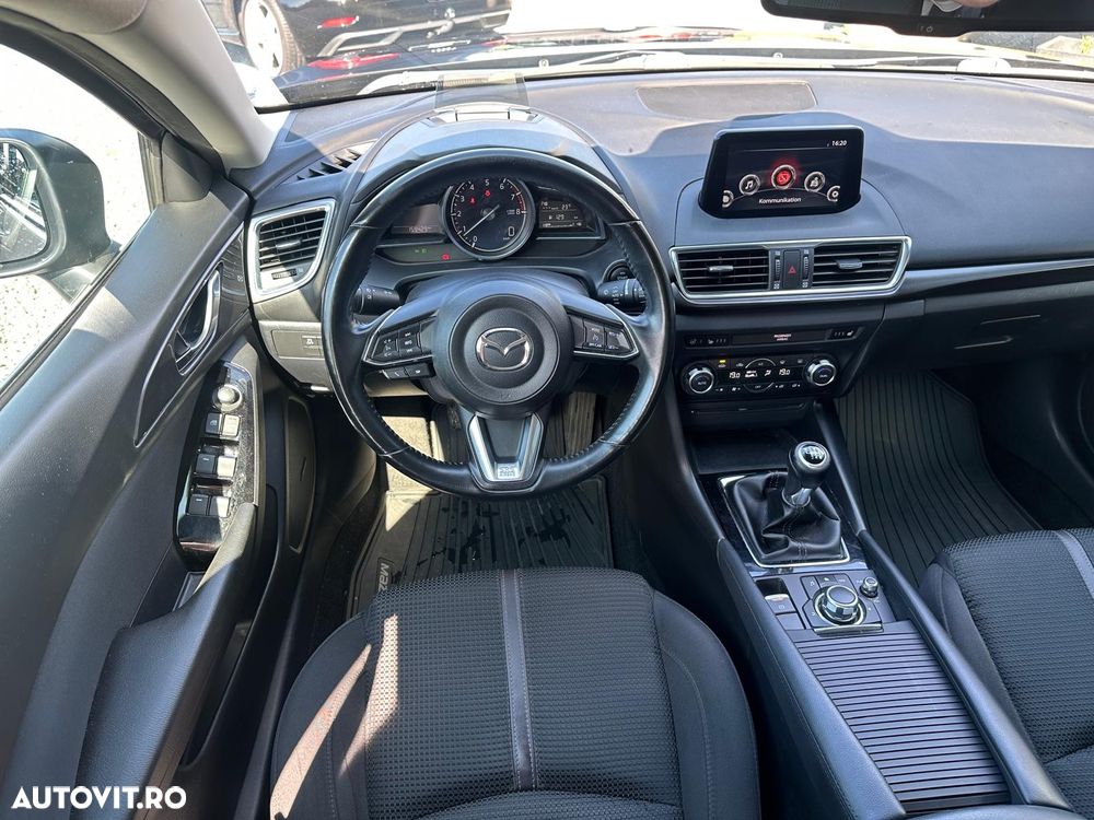 Mazda 3 G120 Revolution - 6