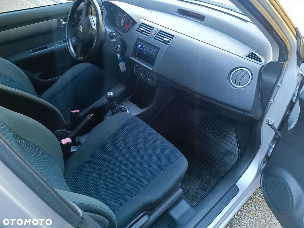 Suzuki Swift 1.3 Comfort - 19