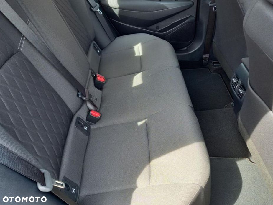 Toyota Corolla - 9