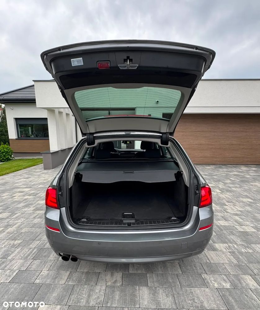 BMW Seria 5 520d - 12