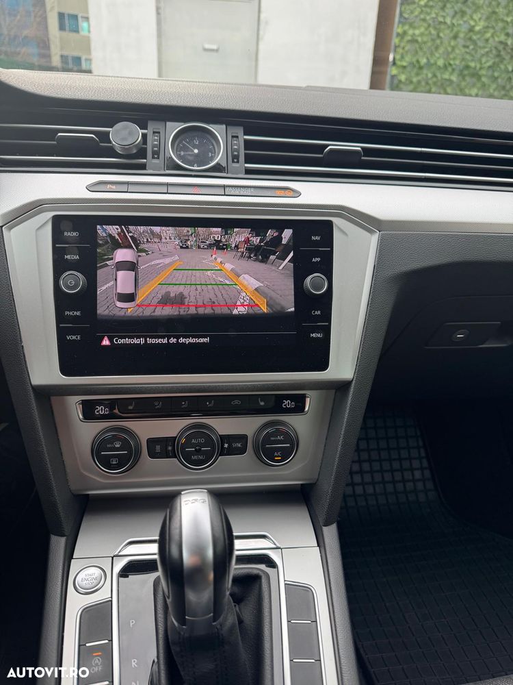 Volkswagen Passat 2.0 TDI SCR DSG Highline - 8