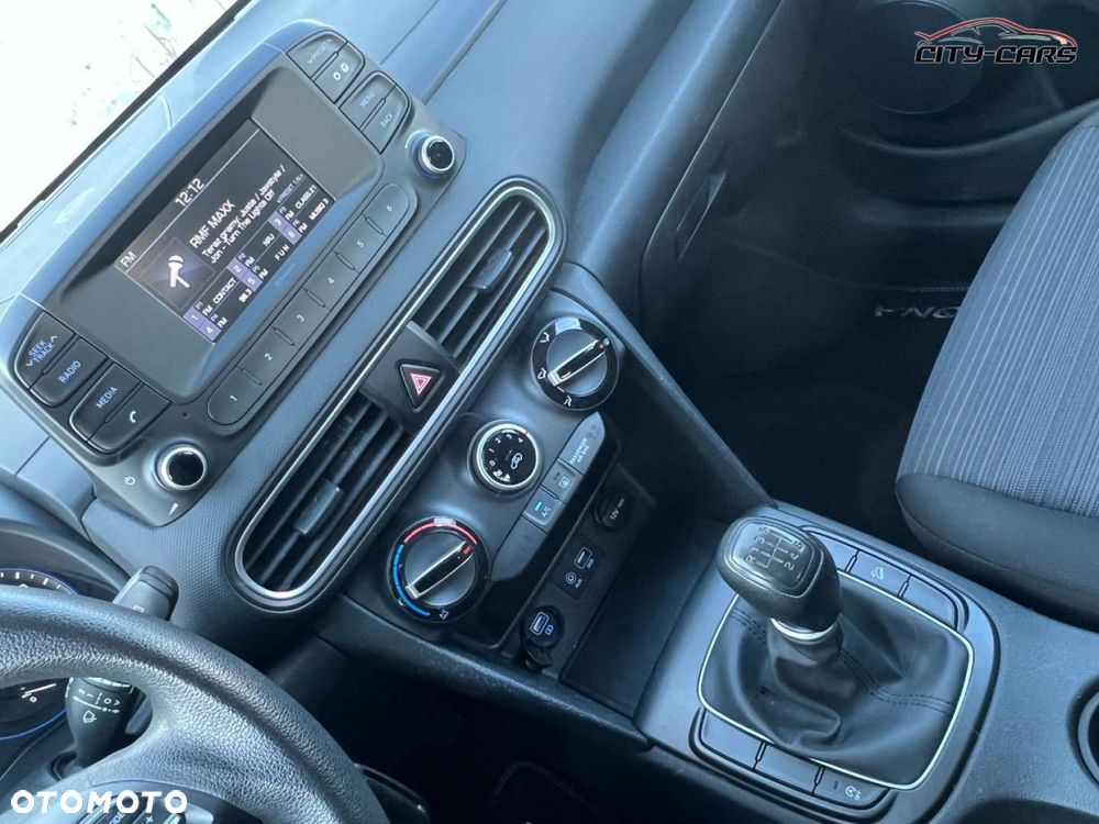 Hyundai Kona - 23