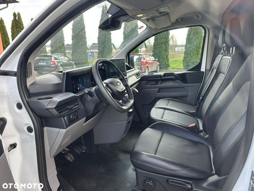 Ford Transit Custom - 13