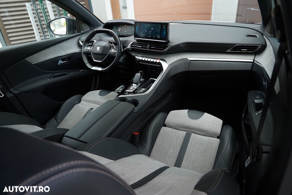 Peugeot 3008 PHEV 300 EAT8 4X4 Allure Pack - 20