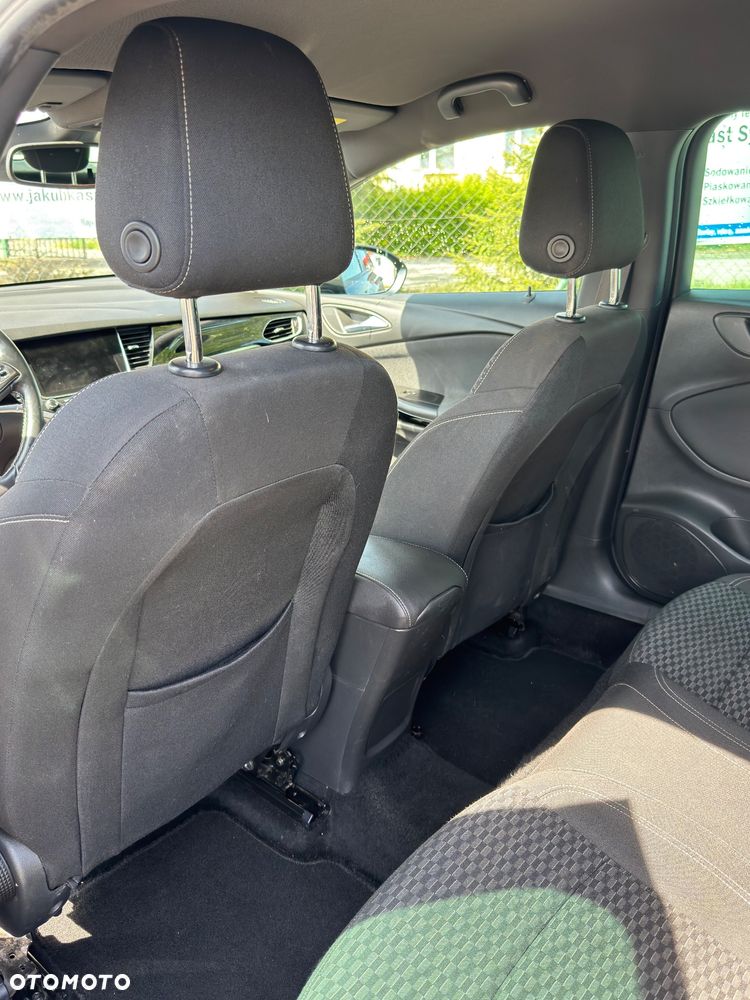 Opel Astra 1.4 Turbo Innovation - 15