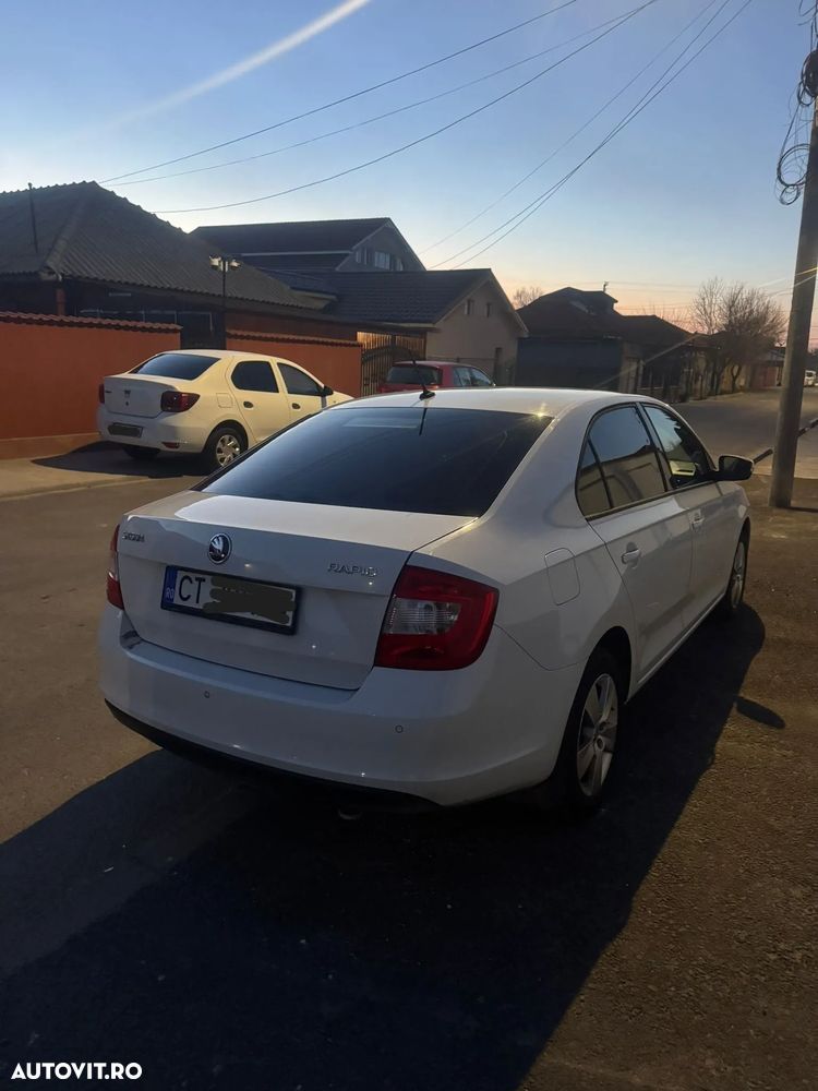 Skoda RAPID 1.2 TSI Style - 2