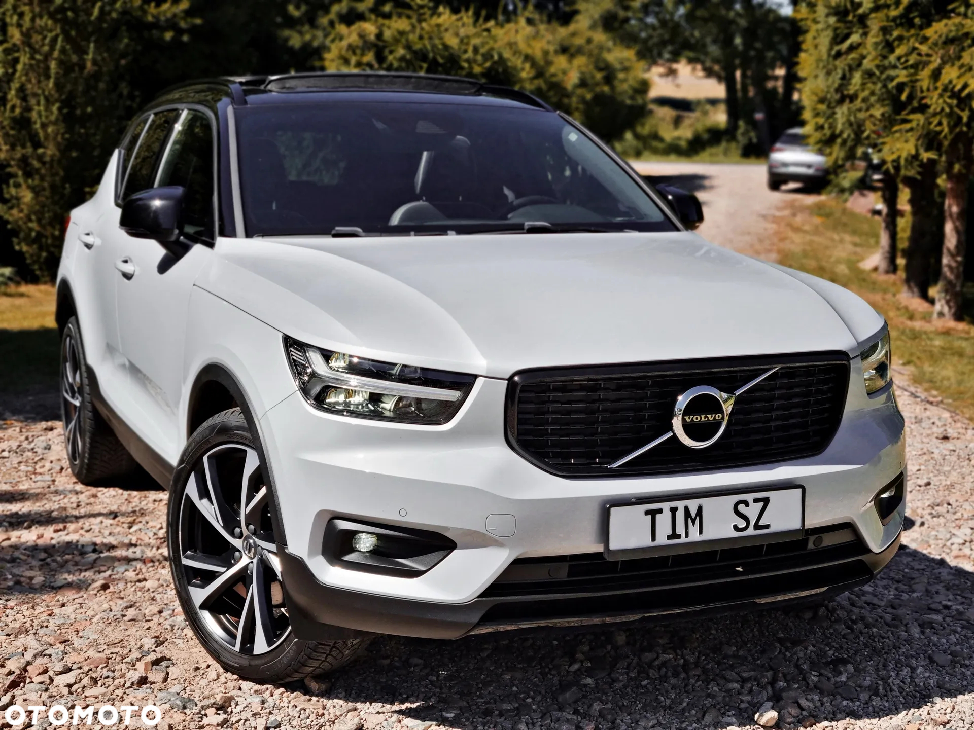 Volvo XC 40 B4 B AWD Geartronic RDesign - 4