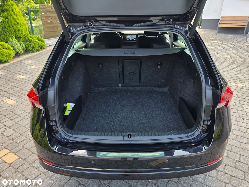 Skoda Octavia 2.0 TDI 4x4 Style DSG - 11