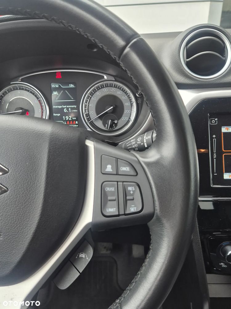 Suzuki Vitara 1.4 Boosterjet SHVS Premium 2WD - 11