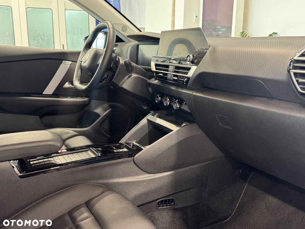 Citroën C4 1.2 mHEV Max eDCT6 - 12