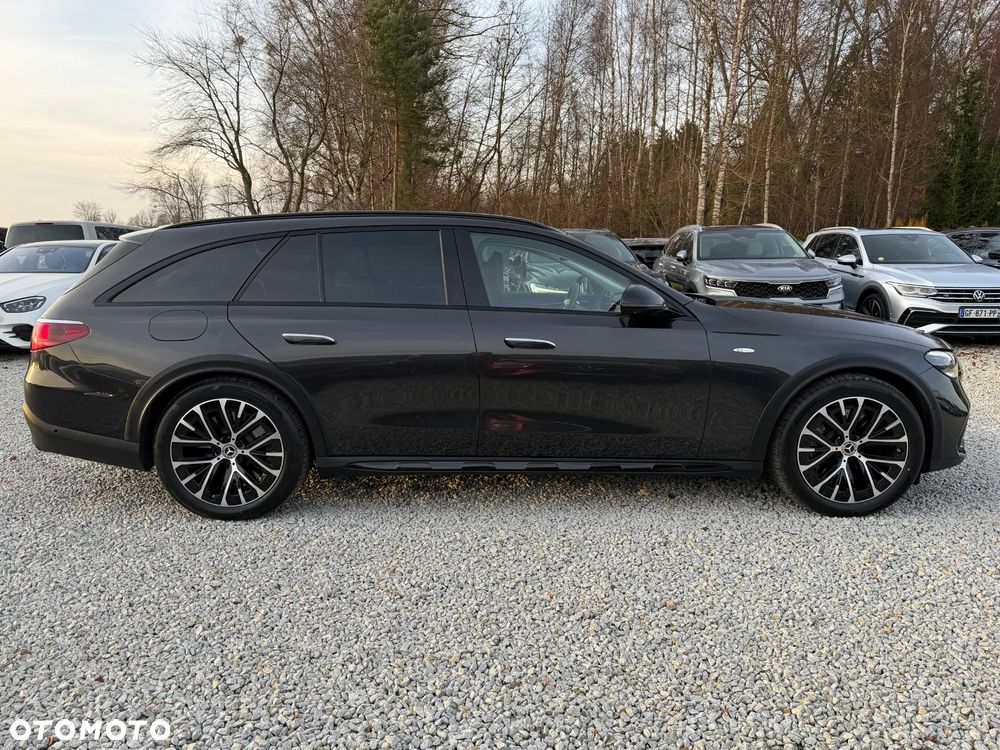 Mercedes-Benz Klasa E 300 de 4Matic 9G-TRONIC Avantgarde - 21
