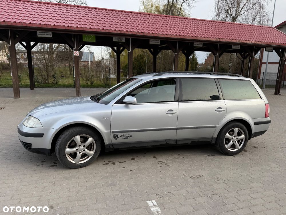 Volkswagen Passat 1.9 TDI Comfortline - 2