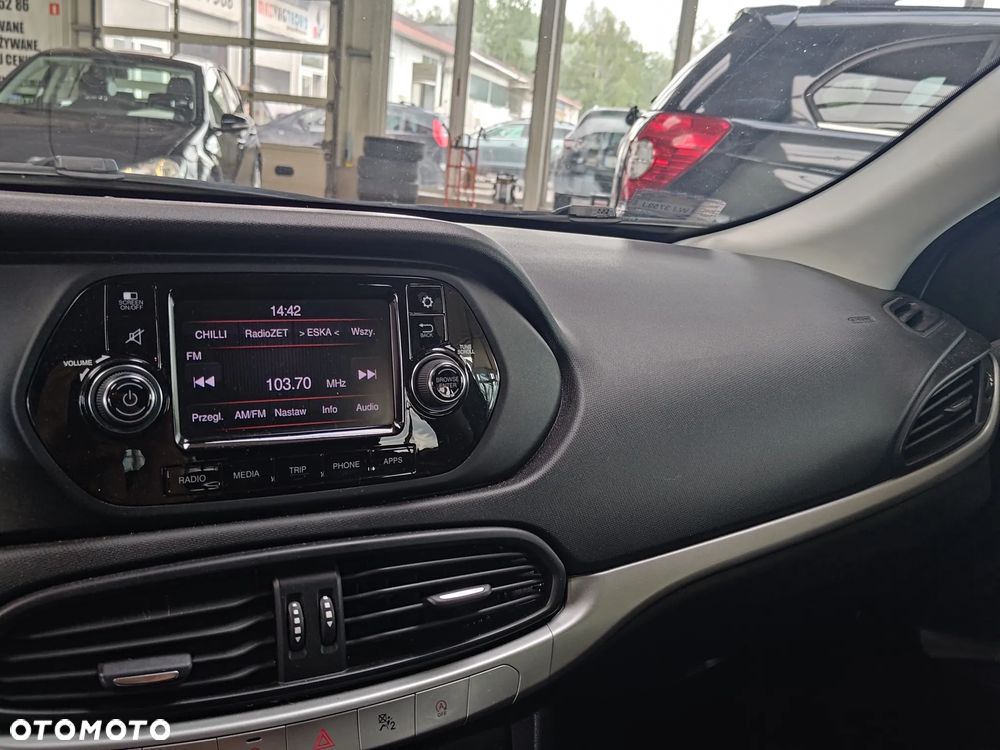 Fiat Tipo 1.4 16v Lounge EU6d - 8