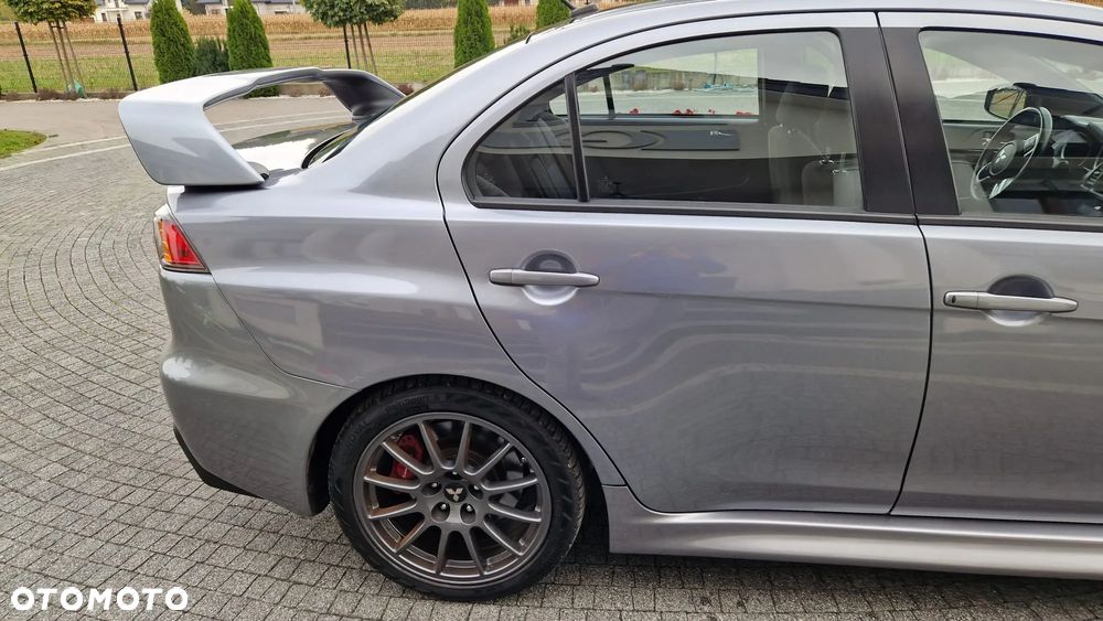 Mitsubishi Lancer Evolution - 18