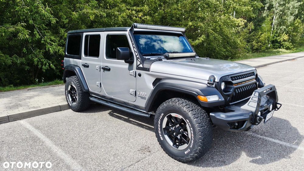 Jeep Wrangler - 17