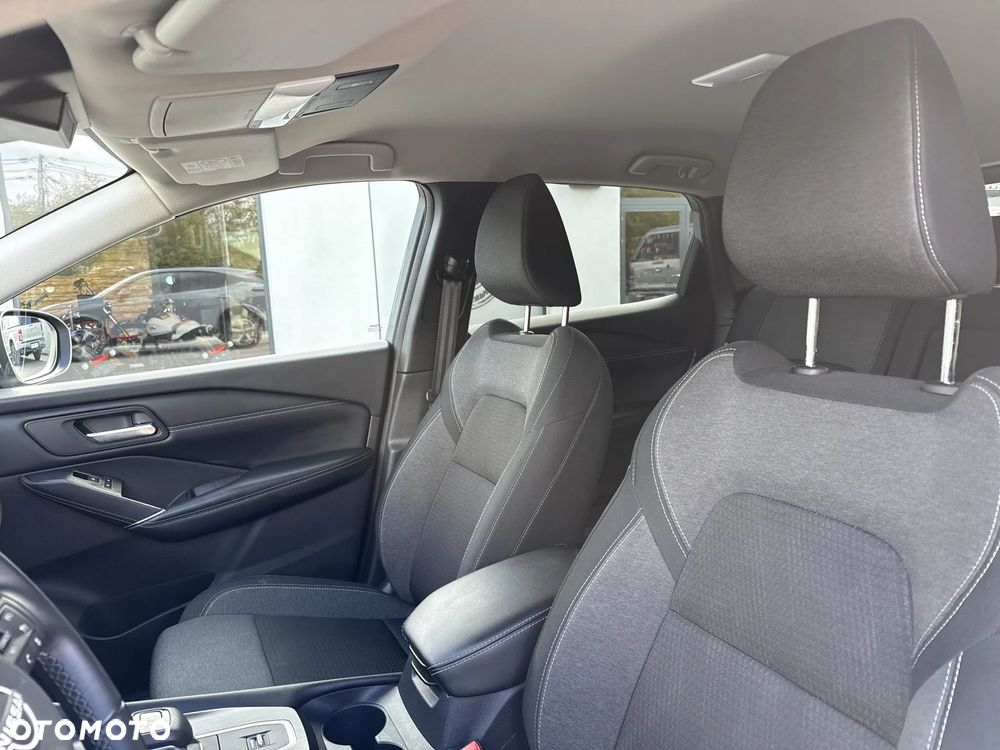 Nissan Qashqai 1.3 DIG-T MHEV N-Connecta Xtronic - 12