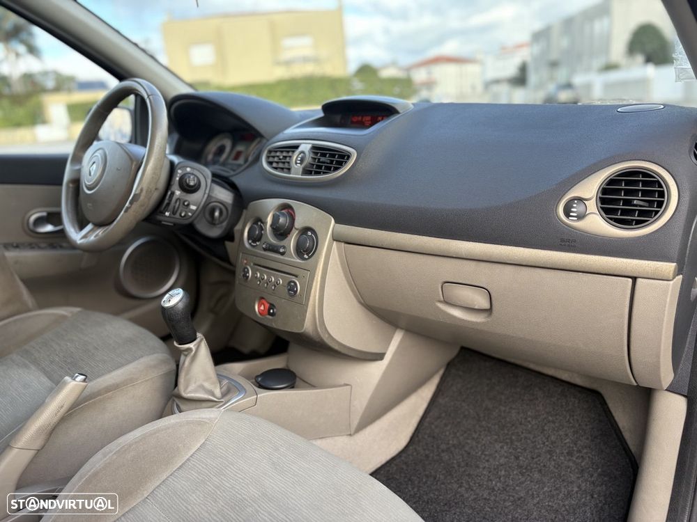 Renault Clio 1.2 16V Dynamique - 9