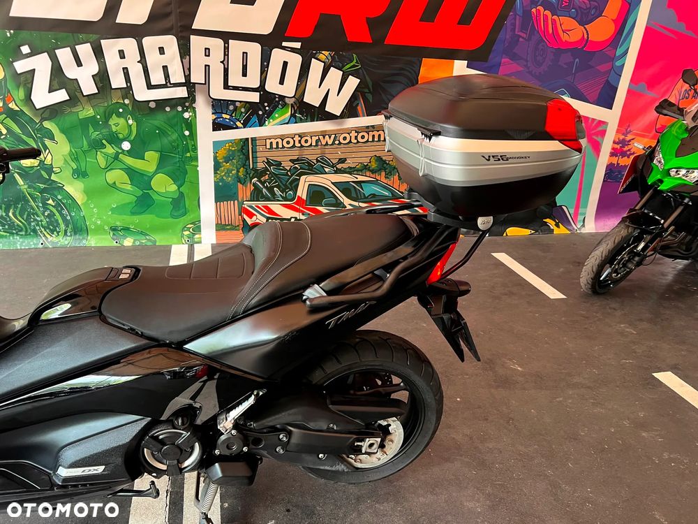 Yamaha Tmax - 21