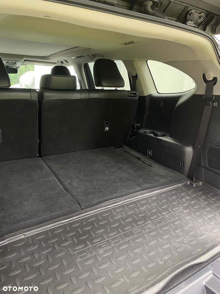 Toyota Highlander 2.5 Hybrid Executive - 26