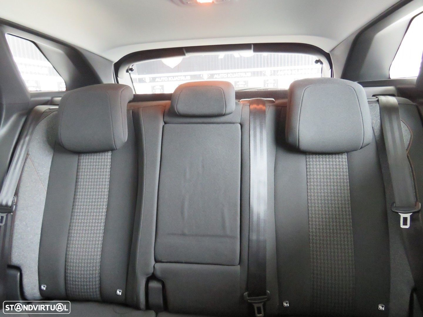 Peugeot 3008 1.5 BlueHDi Active Pack - 20
