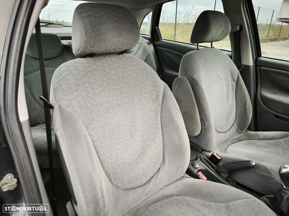 Citroën C5 1.6 HDi Exclusive - 16