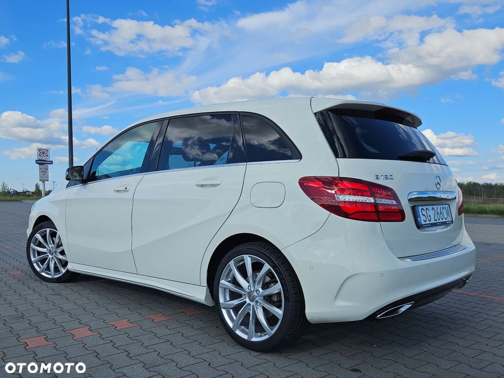 Mercedes-Benz B-Class 2015 photo 5