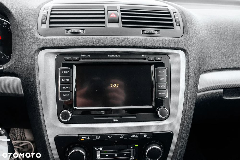 Skoda Octavia 1.4 TSI Elegance DSG - 18