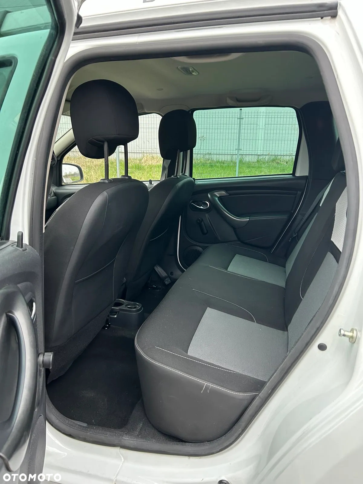 Dacia Duster 1.2 TCe Celebration - 10