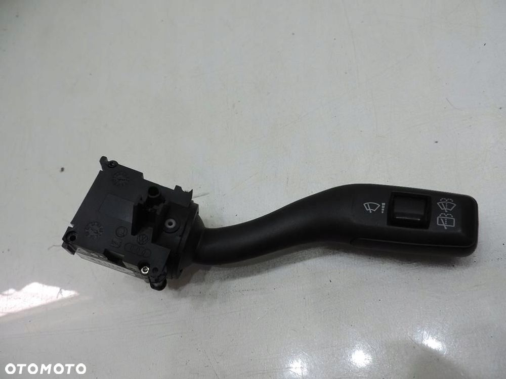 PRZEŁĄCZNIK WYCIERACZEK AUDI A6 C6 4E0953503A - 2