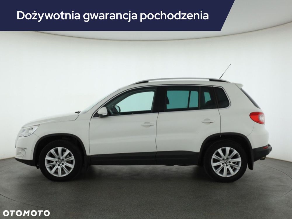 Volkswagen Tiguan - 4