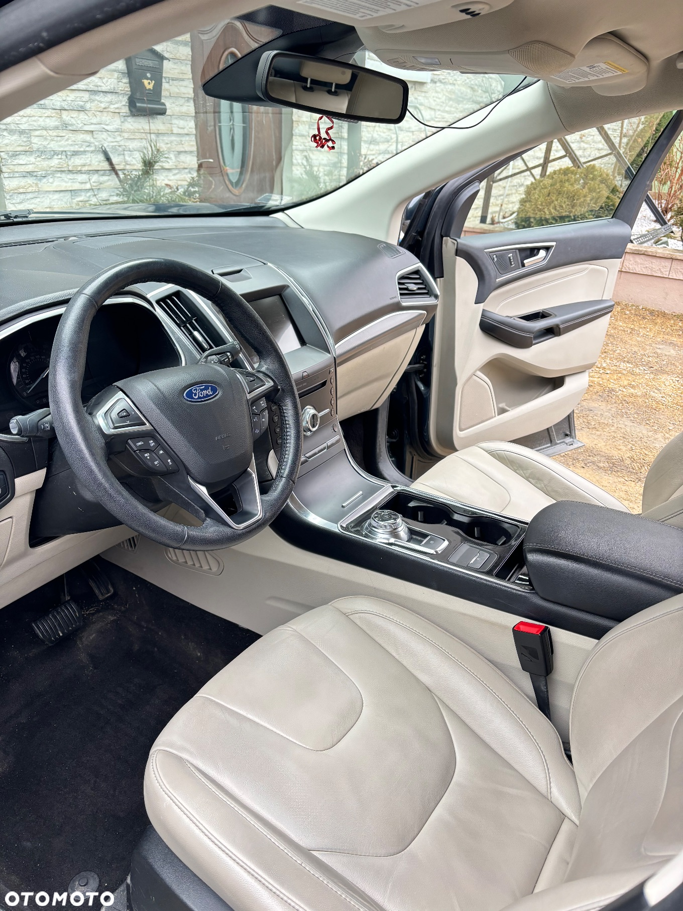 Ford Edge - 5