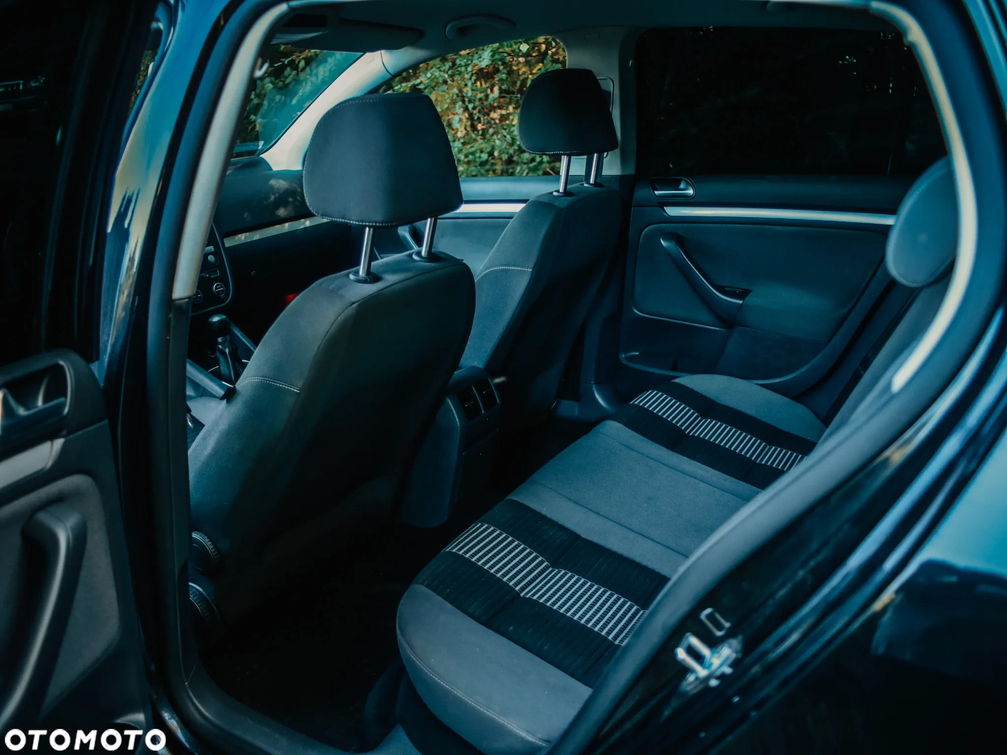 Volkswagen Golf - 14