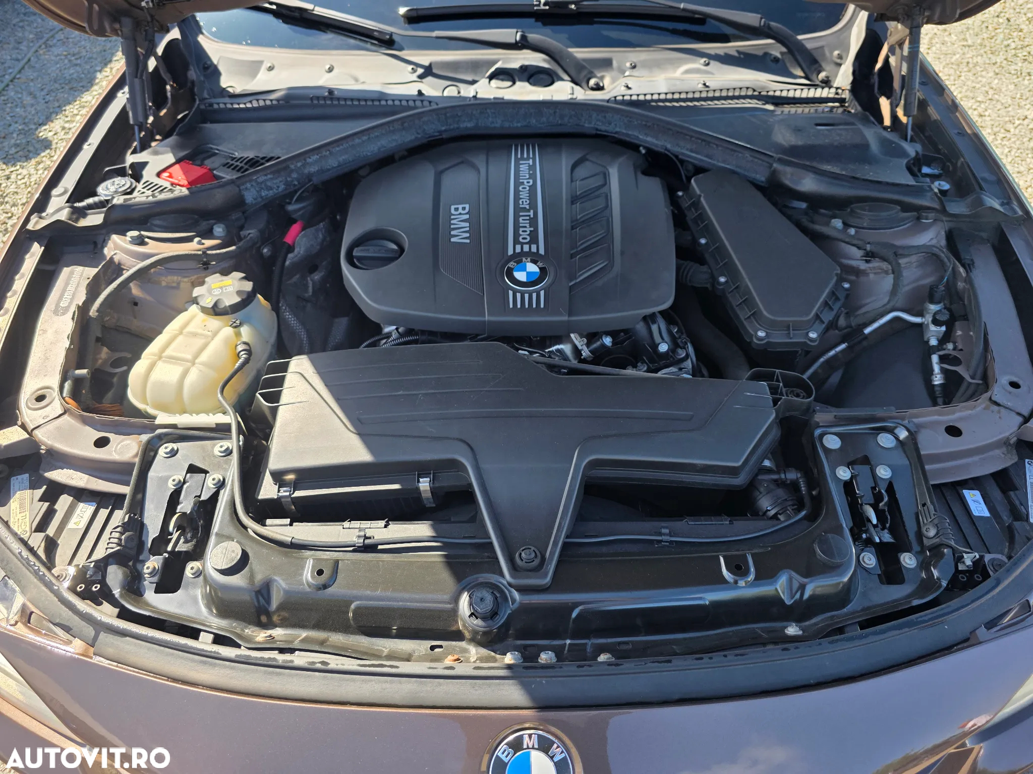 BMW Seria 3 318d Touring Aut. Modern Line - 34