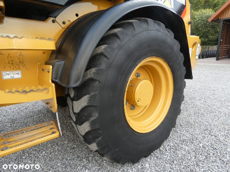 Caterpillar CAT 908M z Niemiec / Tylko 2.855mtg serwisowany / - 35
