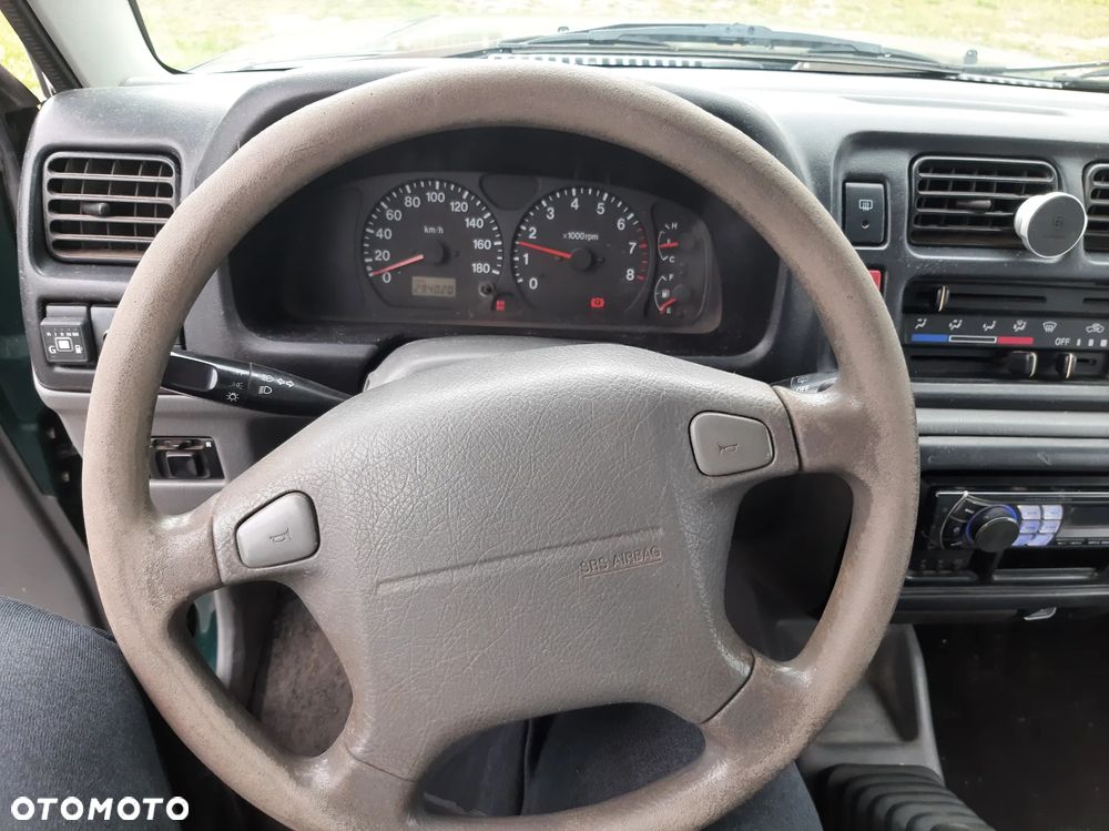 Suzuki Jimny 1.3 - 13